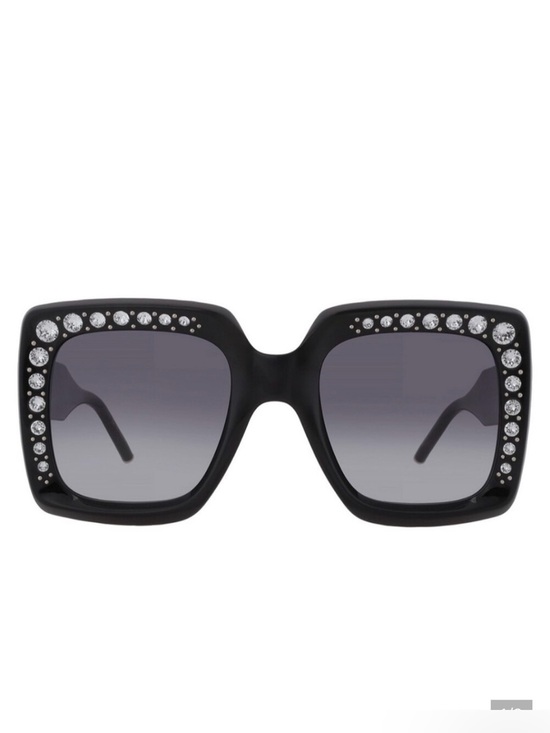 Carolina Herrera Accessories - Carolina Herrera Black oversized Crystal-Trim Square Sunglasses! Like New!